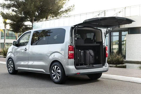 Citroen Jumpy e-SpaceTourer M 50kWh 2022 view 8