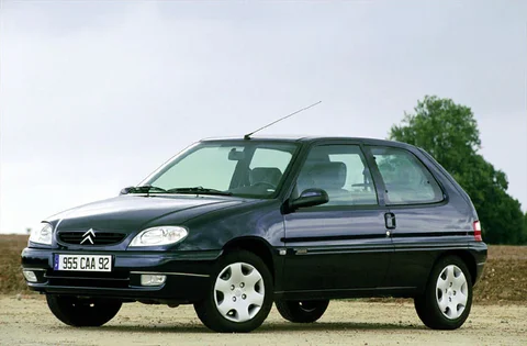 Citroen Saxo 1.1i First 2002 view 2