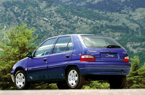 Citroen Saxo 1.1i 2000 view 3