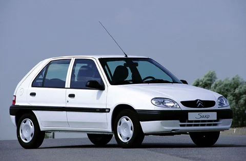 Citroen Saxo 1.1i 2000 view 4