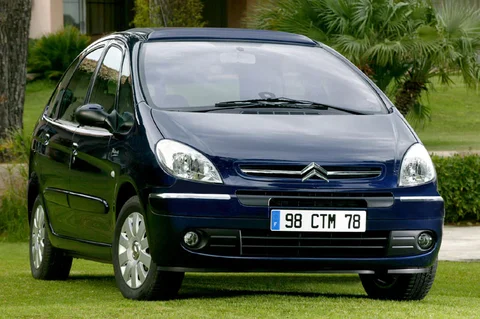 Citroen Xsara Picasso 1.6i Image 2004 view 9