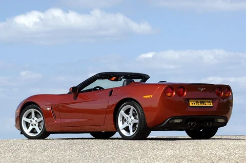 Corvette C6 Convertible 2005 view 4