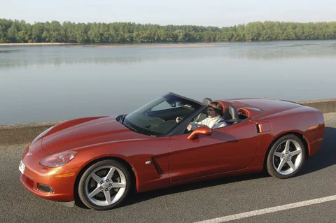 Corvette C6 Convertible 2005 view 10