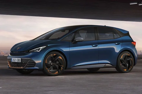 Cupra Born 59kWh 170kW Performance 2024 view 5