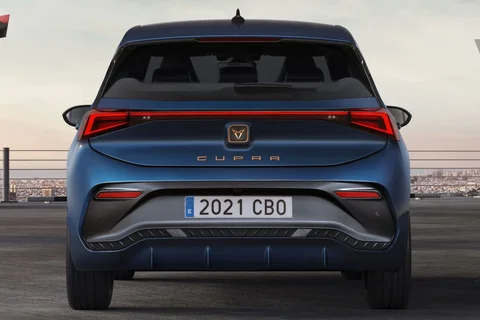 Cupra Born 59kWh 170kW Performance 2024 view 8