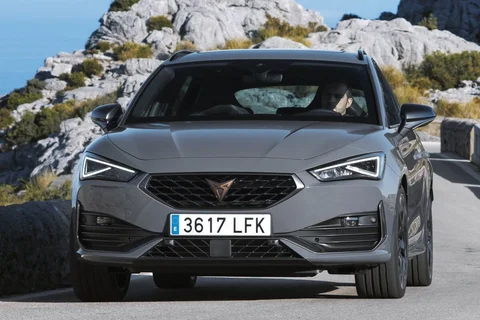 Cupra Leon Sportstourer 1.4 e-Hybrid VZ Performance 2020 view 11