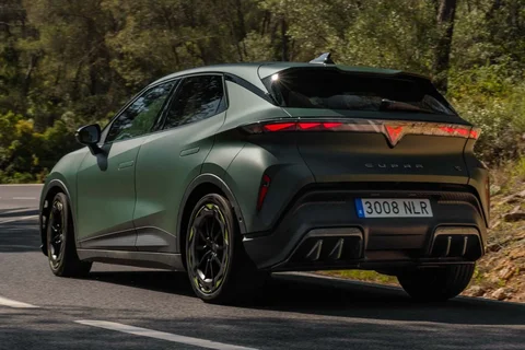 Cupra Raval 52kWh 155kW Performance 2026 compacto vista 5