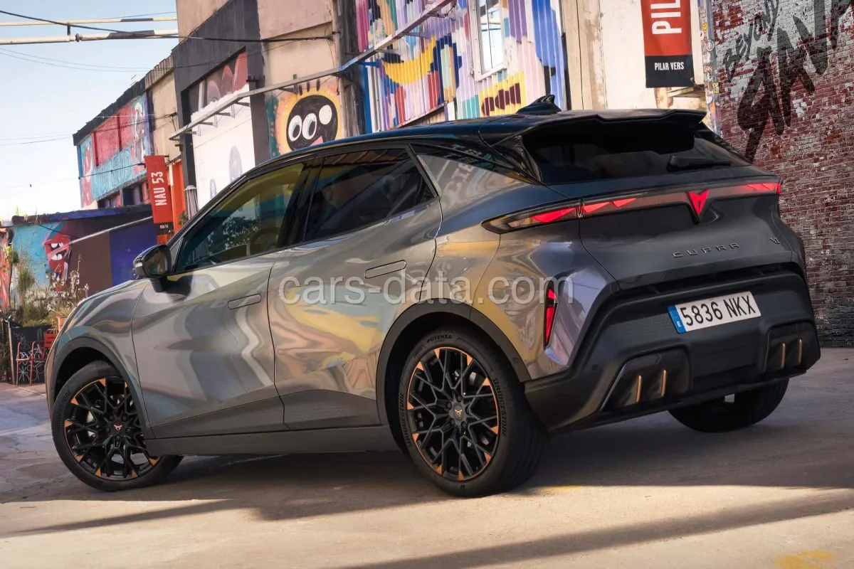 Cupra Raval 52kWh 155kW Performance 2026 compacto vista frontal