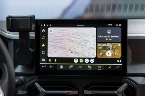 Dacia Bigster hybrid 155 Expression 2025 view 5