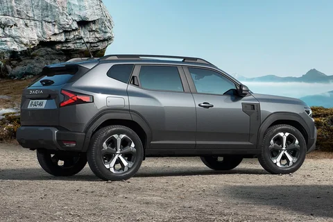 Dacia Duster TCe 130 Extreme 2024 view 9