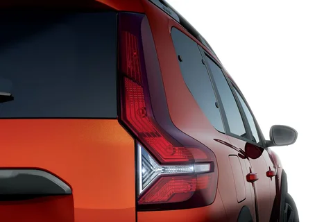Dacia Jogger TCe 110 Expression 7P 2022 view 5