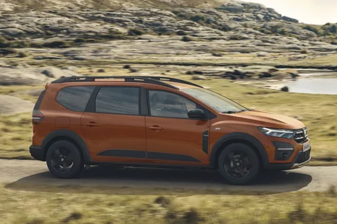 Dacia Jogger TCe 110 Expression 7P 2022 view 11