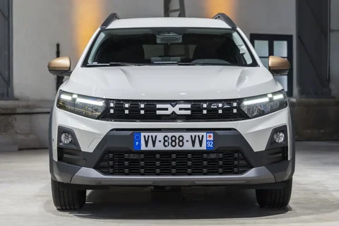 Dacia Jogger TCe 110 Expression 7P 2025 view 4