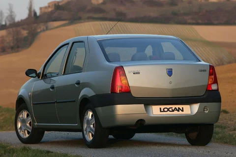 Dacia Logan 1.5 dCi Lauréate 2006 view 1