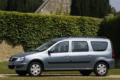 Dacia Logan MCV 1.4 Lauréate 2008 view 3