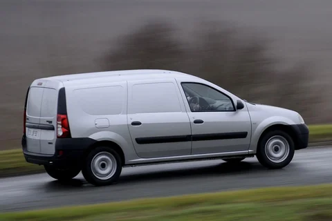 Dacia Logan Van 1.5 dCi 75 2011 view 8