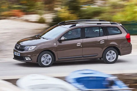 Dacia Logan MCV dCi 90 Lauréate 2016 view 8