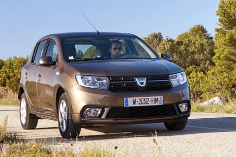 Dacia Sandero Sce 75 Lauréate 2018 view 5