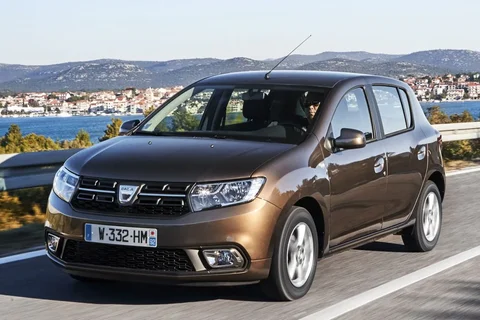 Dacia Sandero Sce 75 Lauréate 2018 view 9