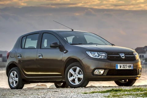 Dacia Sandero Sce 75 Lauréate 2018 view 11