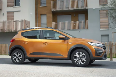 Dacia Sandero TCe 110 Stepway Expression 2022 view 8