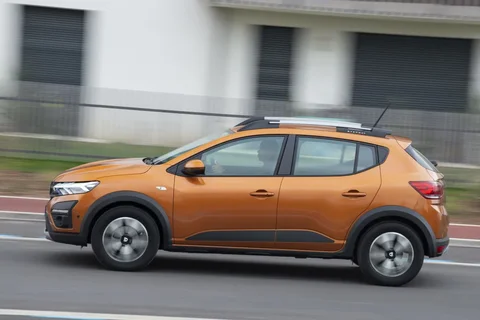 Dacia Sandero TCe 110 Stepway Expression 2022 view 10