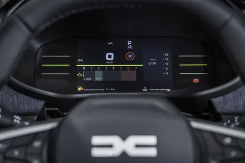 Dacia Sandero TCe 100 Expression 2025 view 6