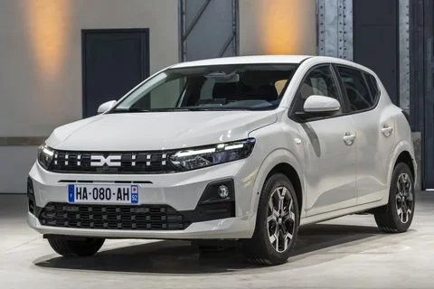 Dacia Sandero TCe 100 Expression 2025 view 9