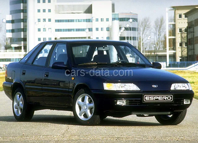 Daewoo Espero 1.8 CD 1995 front view
