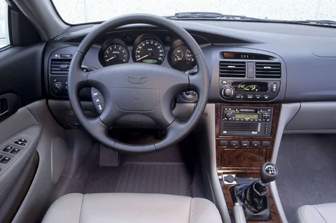 Daewoo Evanda 2.0 CDX 2003 view 5
