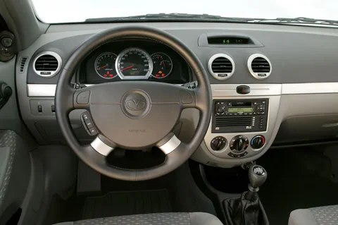Daewoo Lacetti 1.4 Spirit 2004 view 8