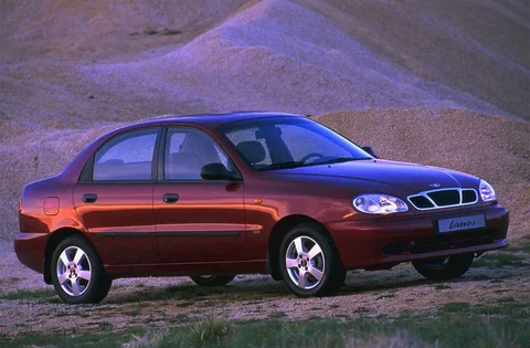 Daewoo Lanos 1997 front view