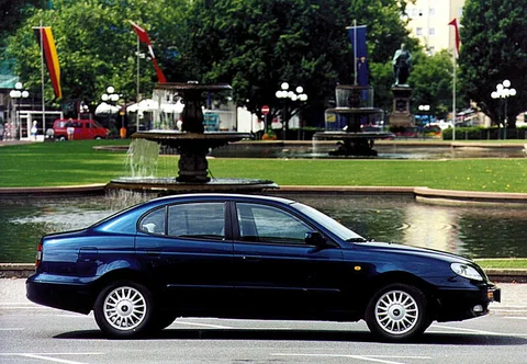 Daewoo Leganza 2.0 CDX 1997 view 4