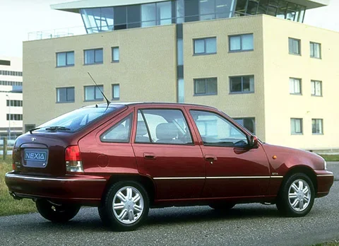 Daewoo Nexia 1.5 GL 1995 view 2