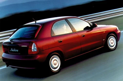 Daewoo Nubira 2.0 CDX 1997 view 3