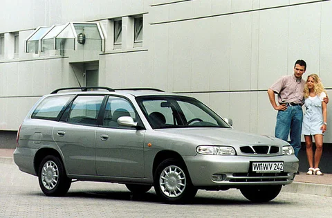 Daewoo Nubira Wagon 1.6 SE 1997 view 3