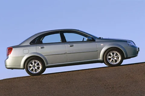 Daewoo Nubira 1.6 Style 2003 view 2
