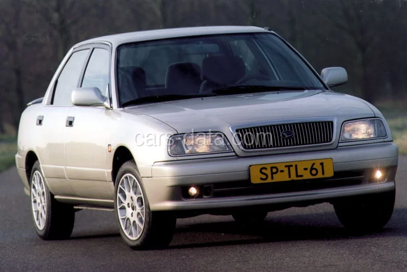 Daihatsu Applause 1.6i 1998 front view