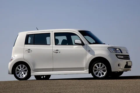 Daihatsu Materia 1.3 Rythm 2007 view 6