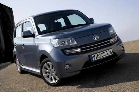 Daihatsu Materia 1.3 Rythm 2007 view 8