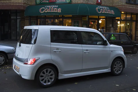 Daihatsu Materia 1.3 Rythm 2007 view 12