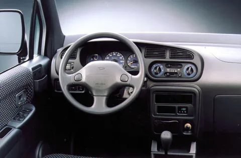 Daihatsu Move Move 2001 view 5