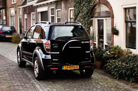 Daihatsu Terios 1.5 16V DVVT 4WD Top 2010 view 3