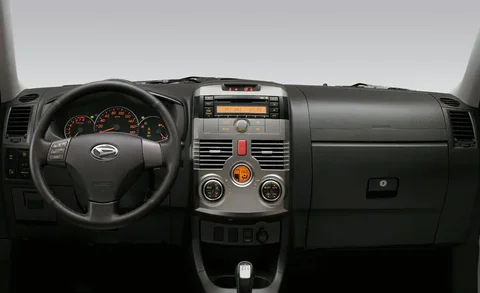 Daihatsu Terios 1.5 16V DVVT 4WD Top 2010 view 6