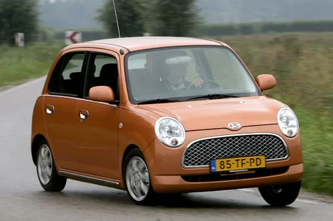 Daihatsu Trevis Trevis 2006 view 4