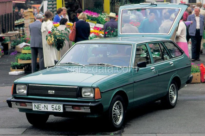 Datsun Sunny Combi 1500 1980 front view
