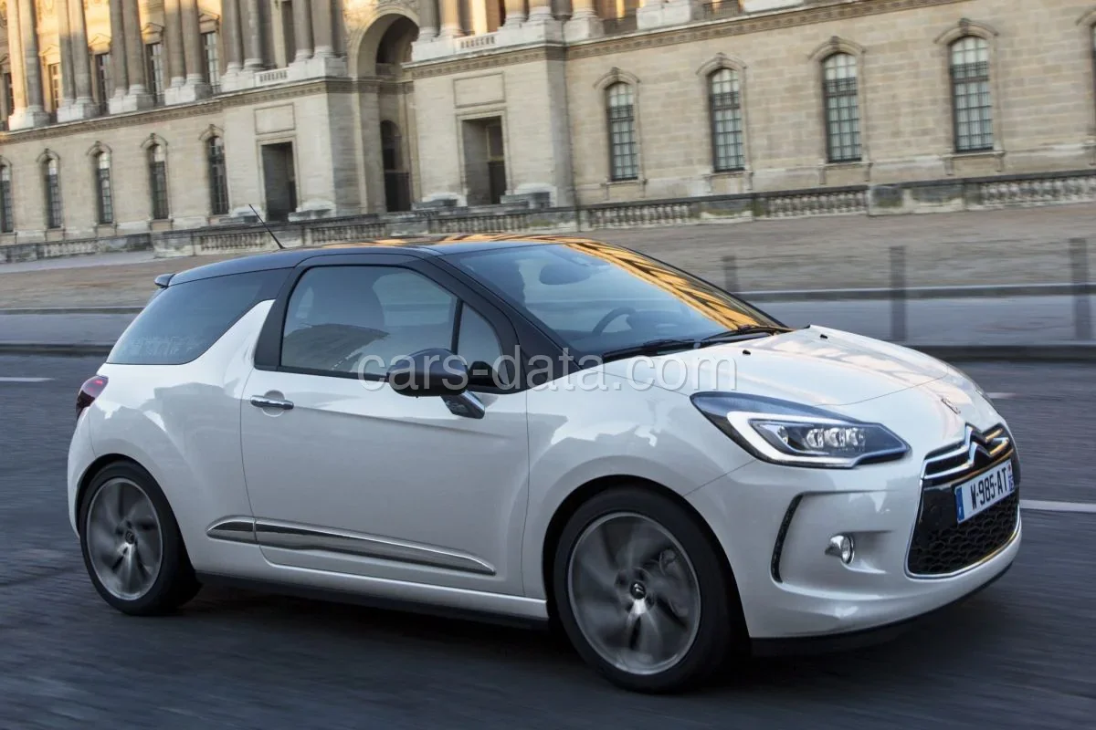DS 3 PureTech 110 Ultra Prestige 2015 front view