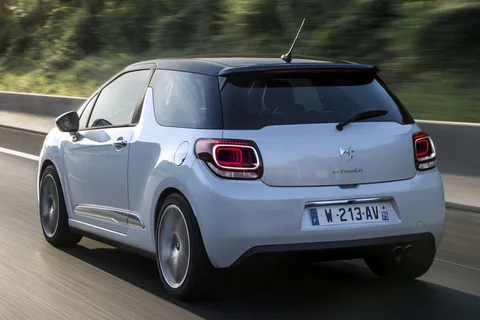 DS 3 PureTech 110 Ultra Prestige 2015 view 6