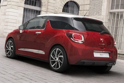 DS 3 PureTech 110 Ultra Prestige 2015 view 10