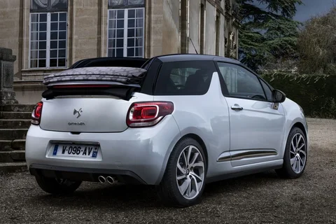 DS 3 Cabrio PureTech 110 1955 2015 view 7